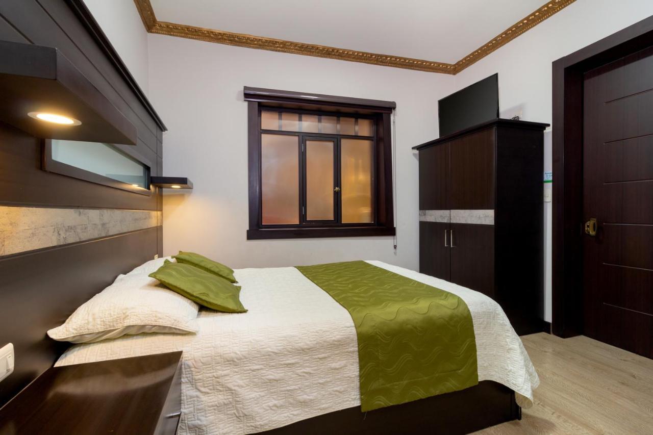 Hotel Majestic 2 By Hhg Cuenca Exteriör bild