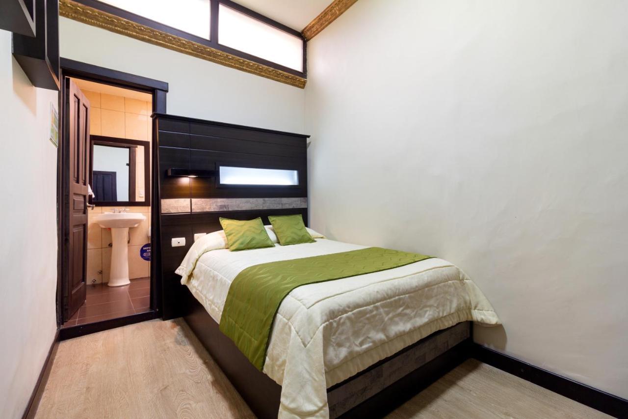 Hotel Majestic 2 By Hhg Cuenca Exteriör bild