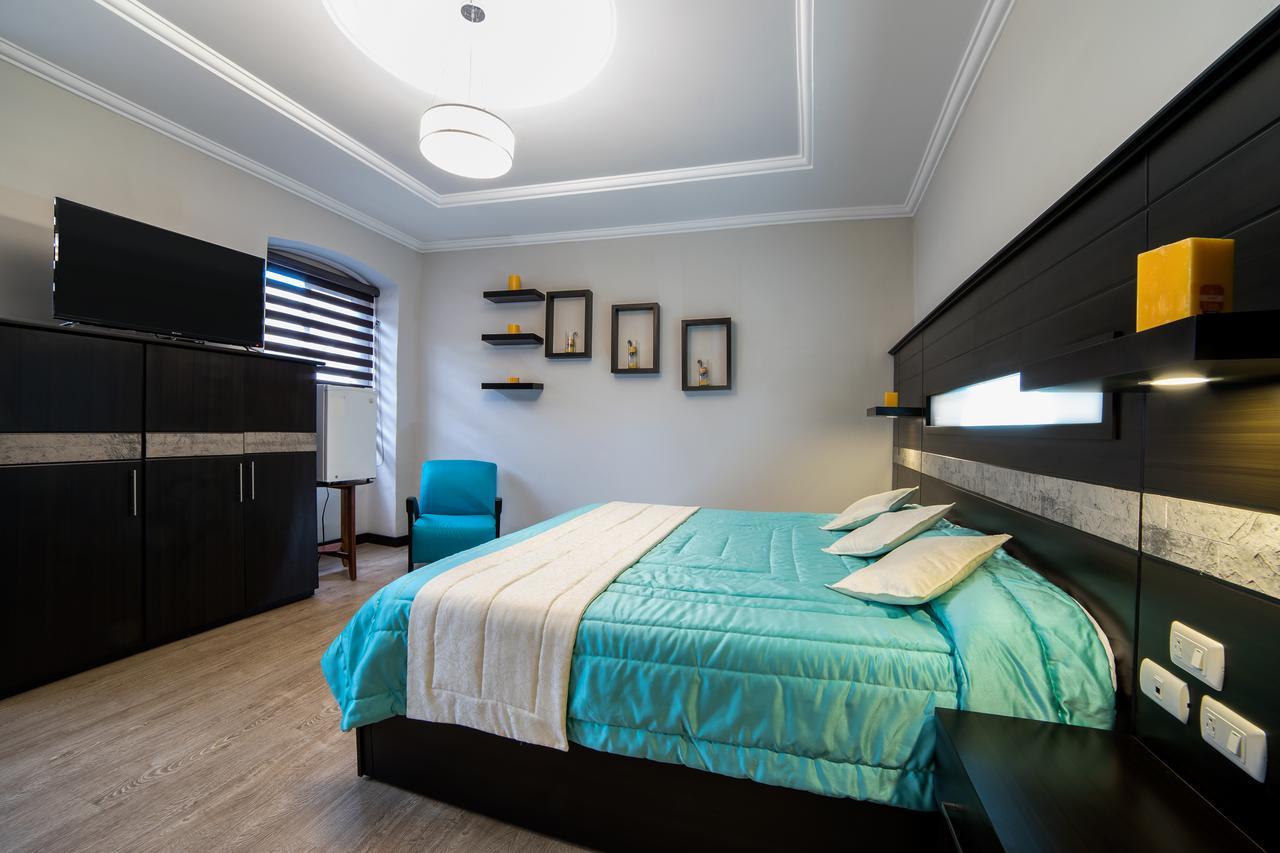 Hotel Majestic 2 By Hhg Cuenca Exteriör bild